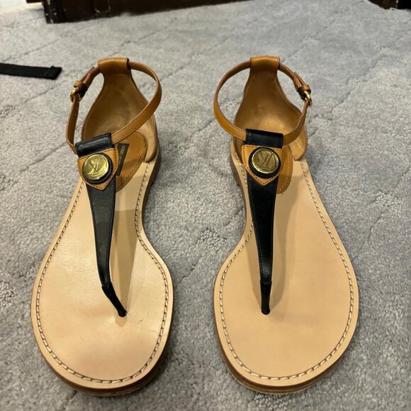 Louis Vuitton Sandals - Picture 2 of 3